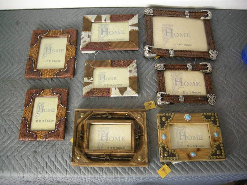 lot 10 image: Western Picture Frames