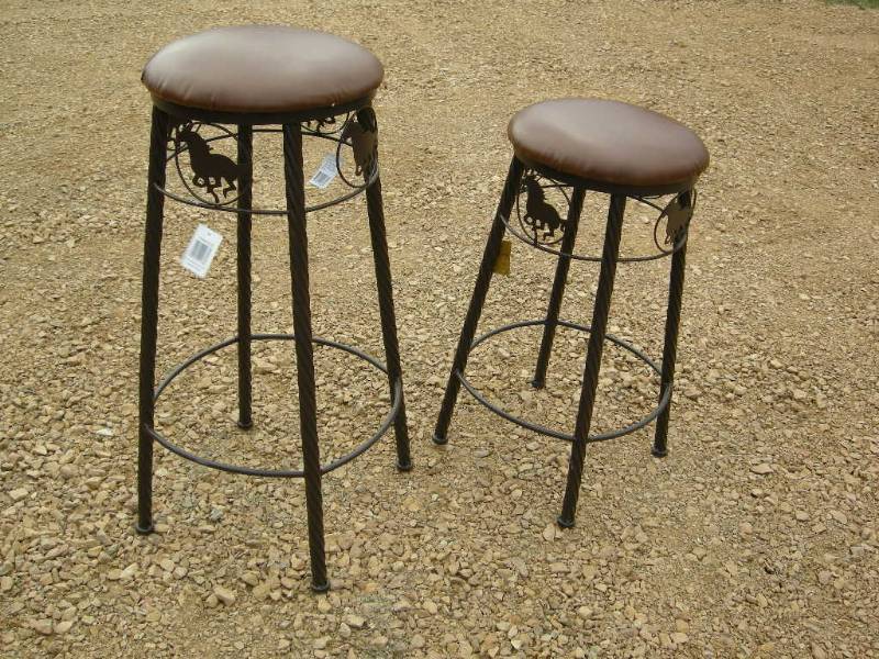 lot 66 image: Horse Stool Set