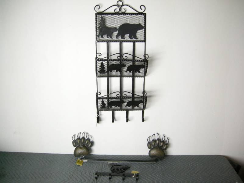 lot 73 image: Metal Bear Items