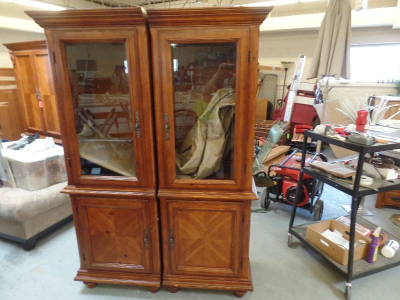 Display Cabinets