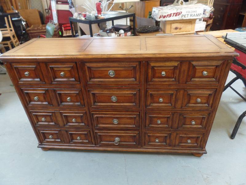 Triple Dresser