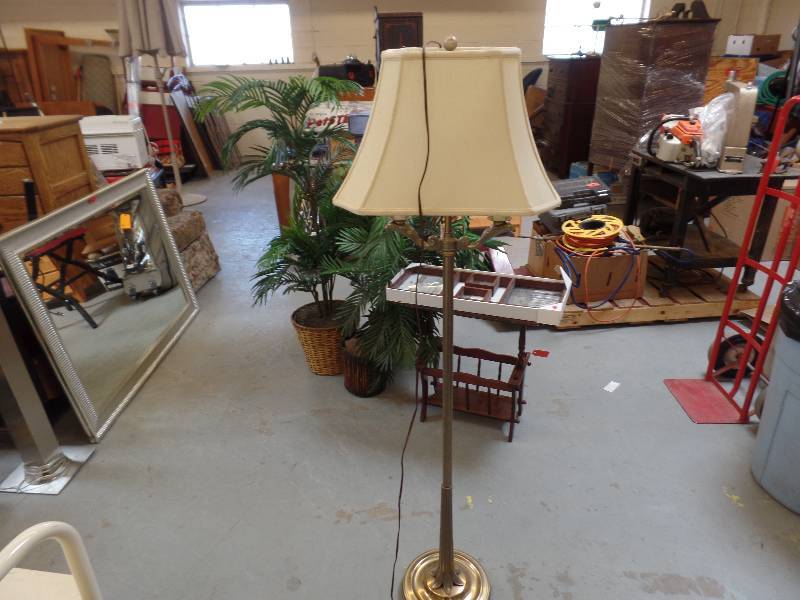 Traditional Floor Lamp