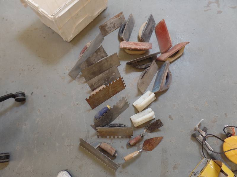 Tile tools