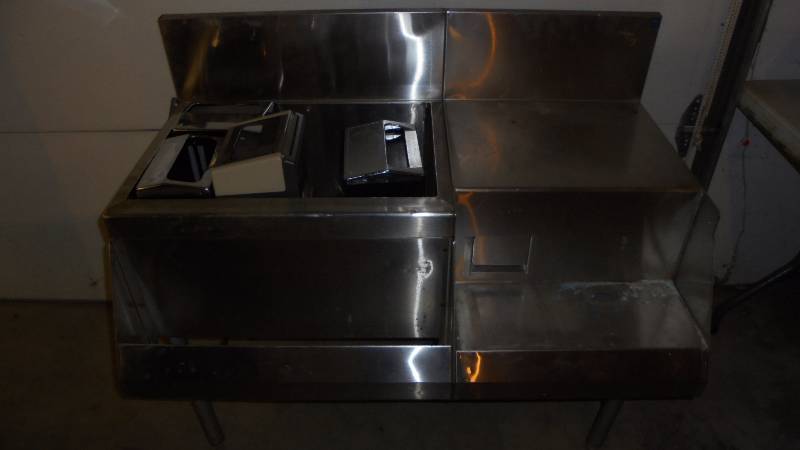 Stainless Sink & Napkin Dispensers