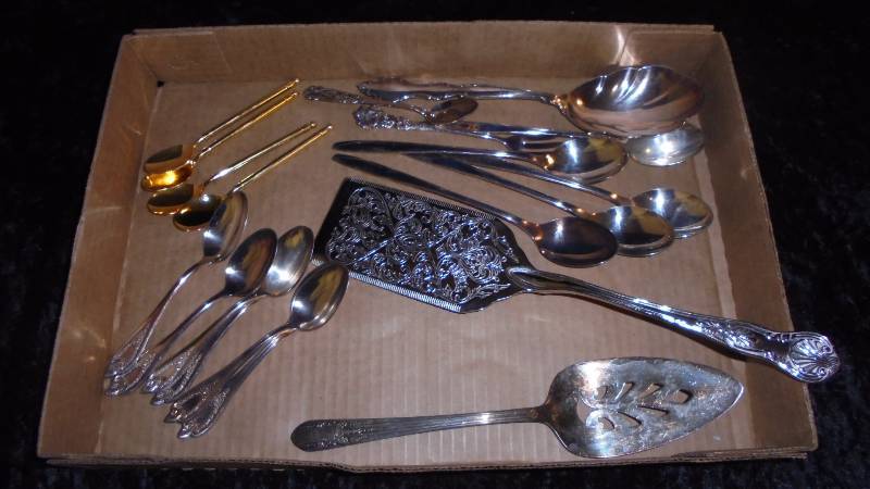 Lot - Misc Serving Utensils