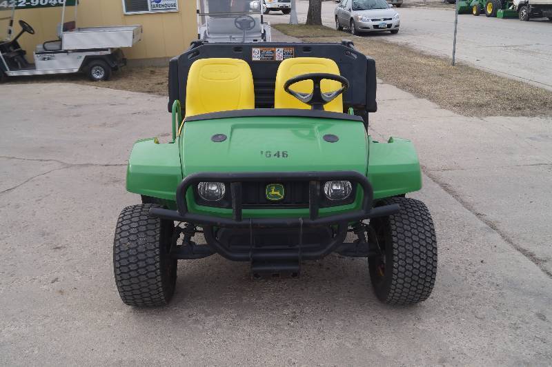 John Deere Gator