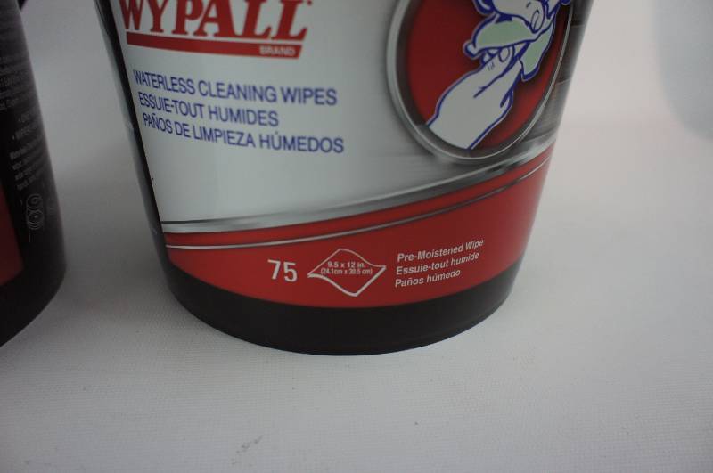 Wypall Waterless Hand Wipes - 2 Tubs - 75 Wipes per Tub