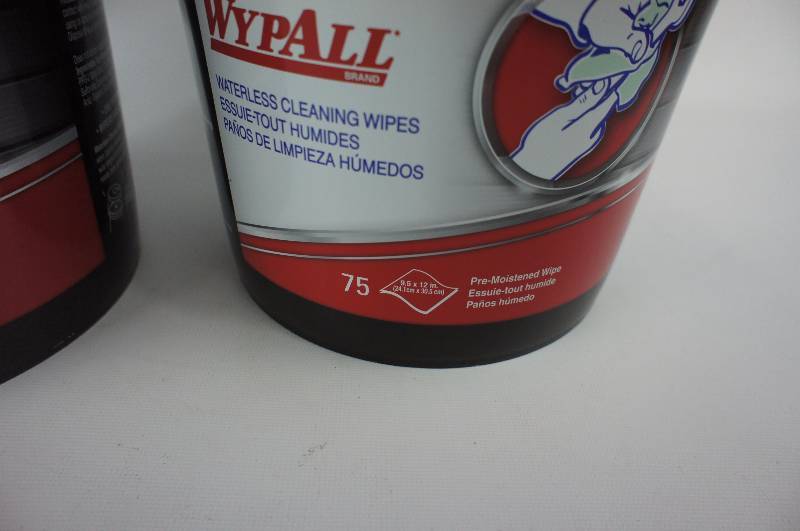 Wypall Waterless Hand Wipes - 2 Tubs - 75 Wipes per Tub