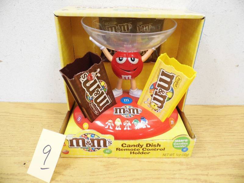 M&M Dispenser