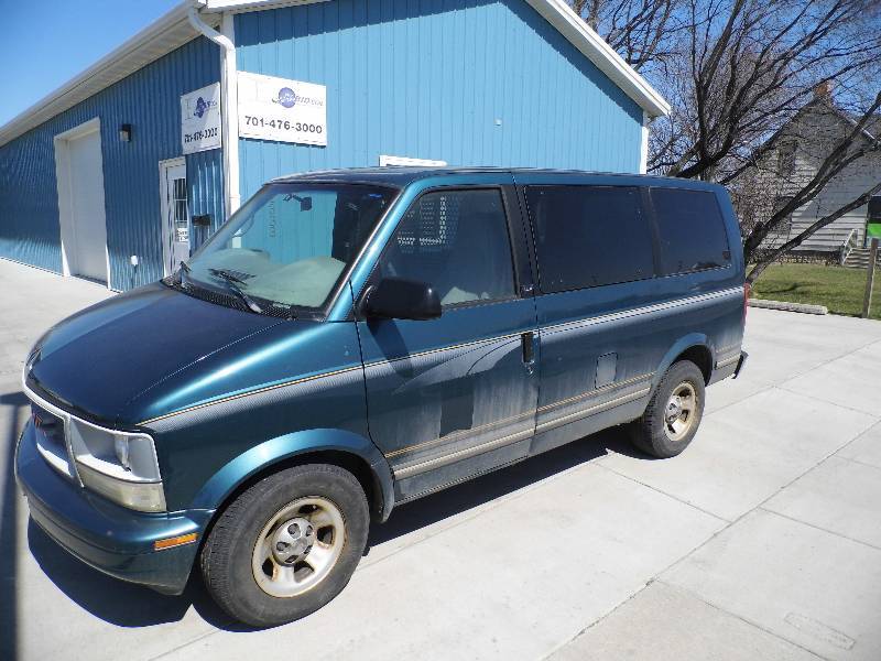 1997 GMC Safari Van AWD