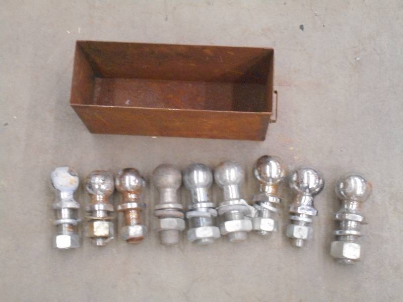 lot 40 image: (1) Bin Of Assorted Trailer Balls ...