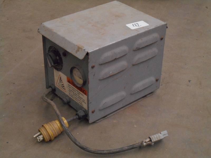 lot 42 image: 24Volt Single Phase Charging System...