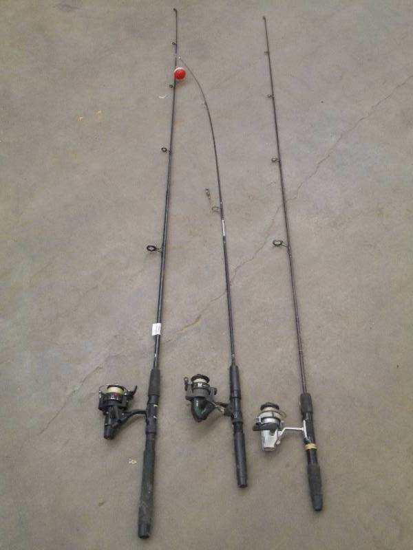 lot 112 image: Lot Of (3) Rod & Reel Sets ...
