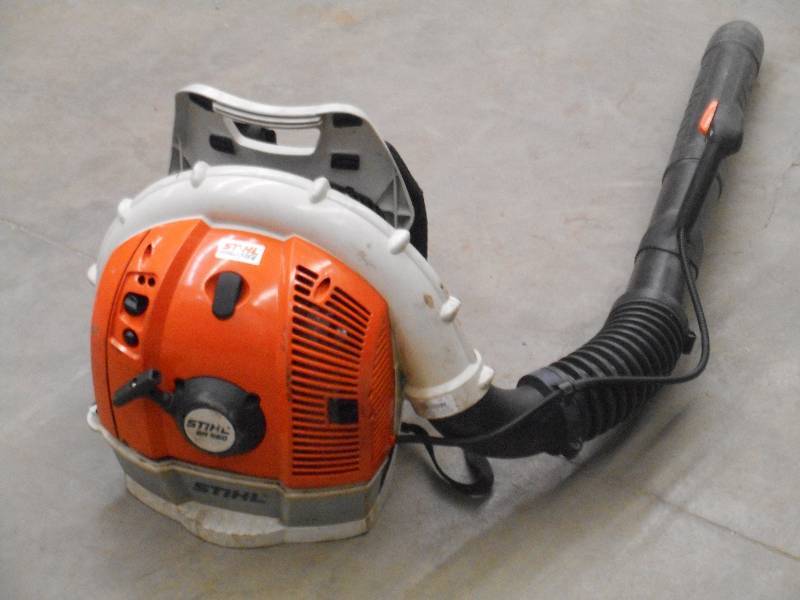 lot 116 image: Stihl BR550 Commercial Backpack Blo...