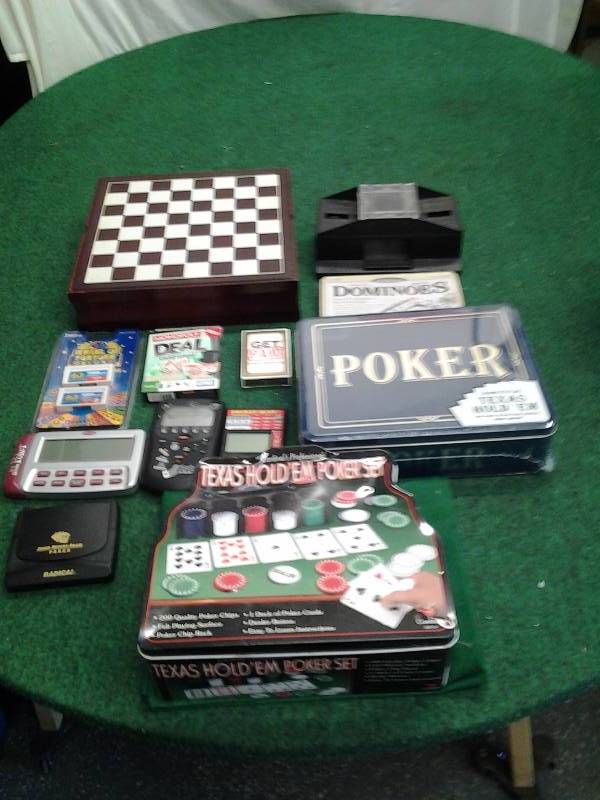 New Poker Set, Texas Hold Em Set, Chess Game Board-With Storage