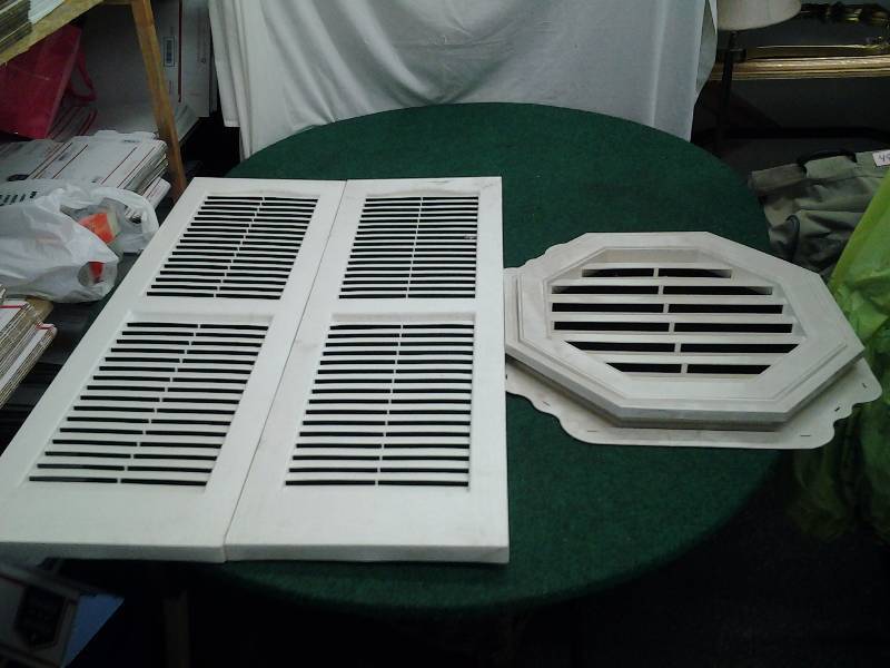 Pair Of Shutters & 1-Vent (Plastic)