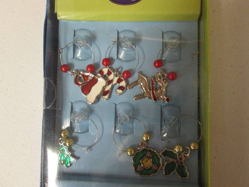 2 pk wine glass charms Christmas ...