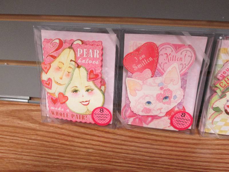 Lot of 4 assorted embellished Valen...
