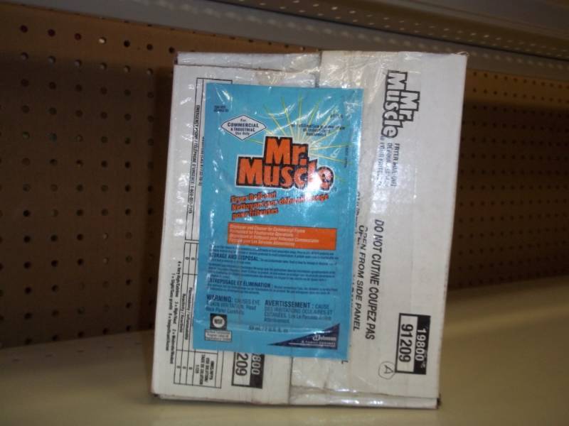 lot 5 image: New Case of Mr Muscle Degreaser and cleaner for commercial Fryers,
