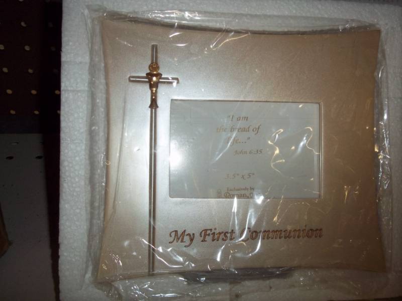 lot 6 image: New First Communion Frame 7.25