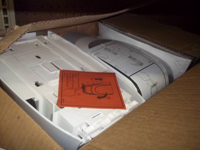 lot 40 image: New Case of 6 soap dispensers