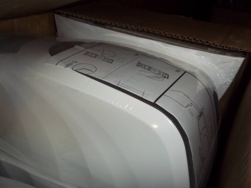 lot 41 image: New Case of 6 soap dispensers