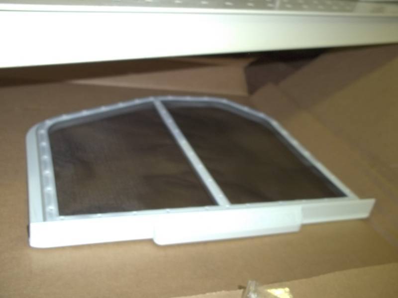 lot 57 image: 5 New Dryer lint trays
