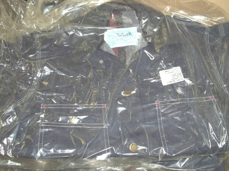 lot 63 image: 7 New Work Leisure Jackets by Sears size Small 34-36 Short