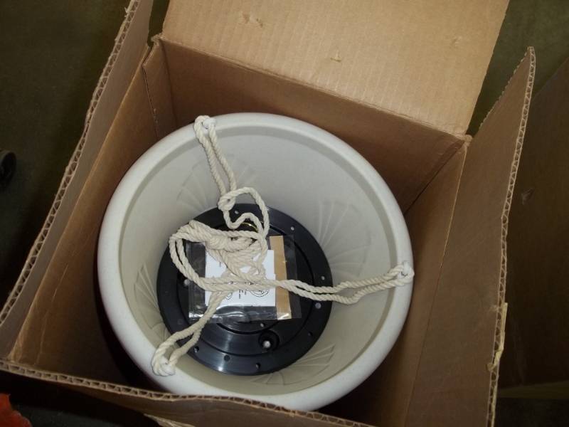 lot 66 image: New Case of 6 Hanging baskets