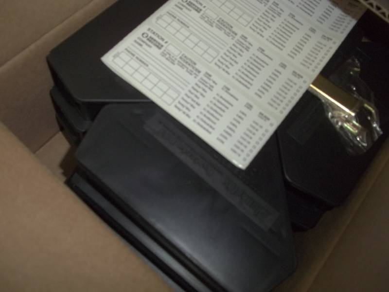 lot 124 image: 12 Bait stations new
