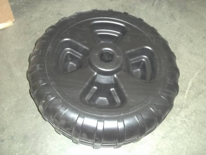 lot 131 image: New Dock  Lift Wheel 24 x 2 hole