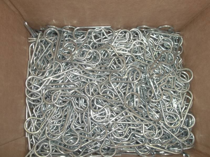 lot 155 image: New 853 Zinc hitch Pin Clip for Shaft size 58-34