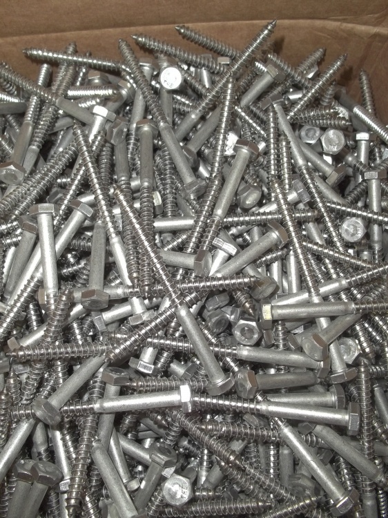 lot 160 image: New 800 Lag bolts 14 x 3.5 Stainless Steel