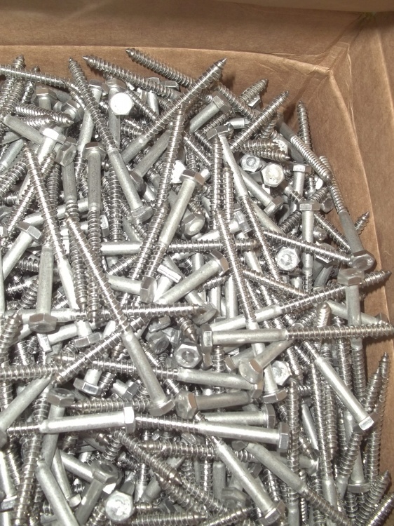lot 164 image: New 800 Lag bolts 14 x 3.5 Stainless Steel