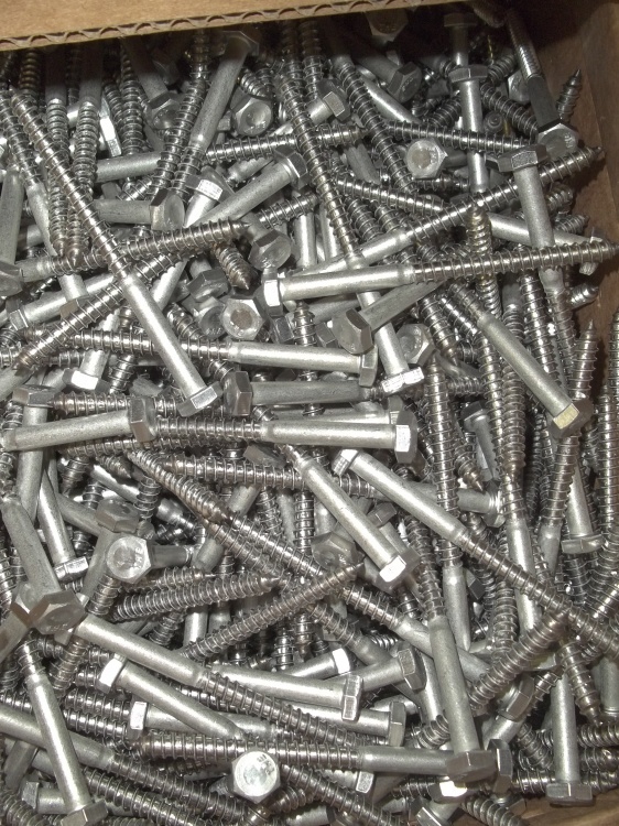lot 167 image: New 900 Lag bolts 14 x 3.5 Stainless Steel