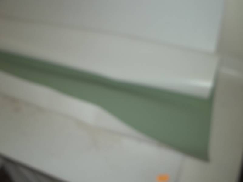 lot 224 image: Roll of Green Vinyl