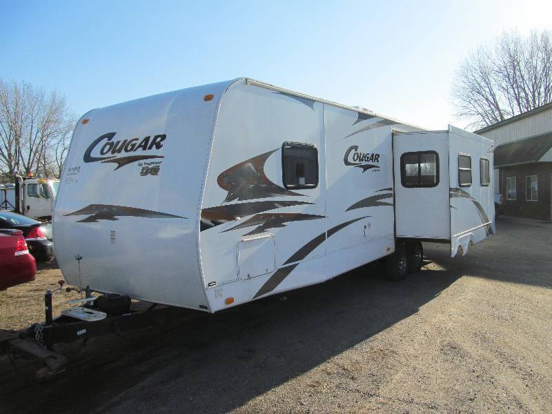 lot 4 image: 2008 Keystone Cougar Lite 29 RLS