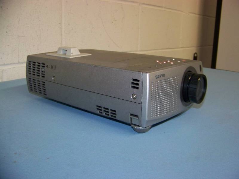 lot 23 image: Sanyo, PLC-SW15, LCD Projector
