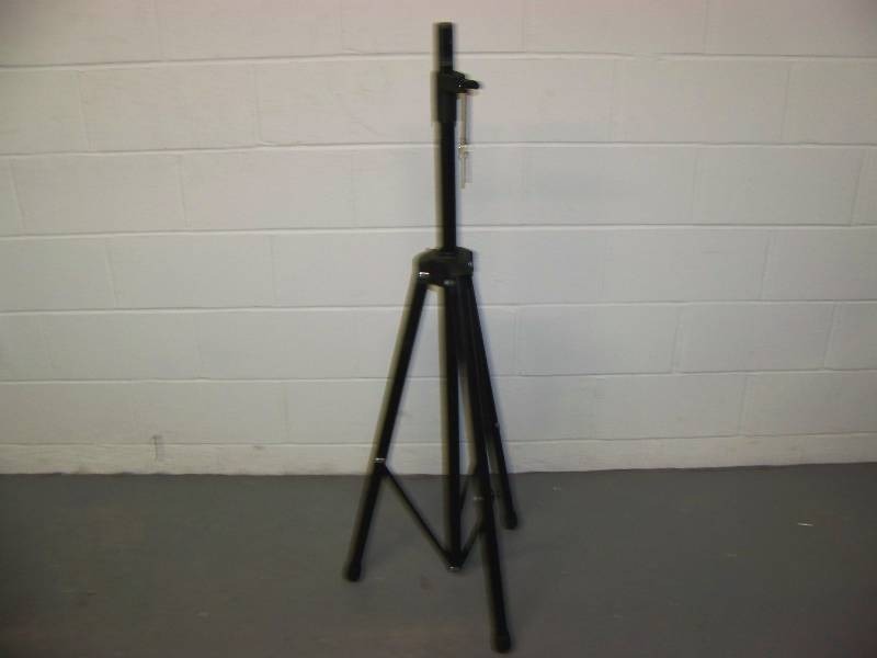 lot 61 image: PA Speaker  Loud Speaker  Loudspeaker, Tripod Stand