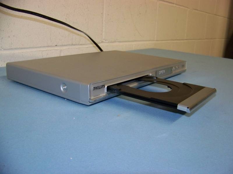 lot 50 image: Philips, DVD Player with Remote Control