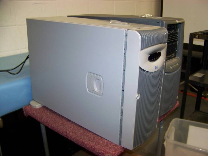 lot 63 image: (2) HP  Hewlitt Packard, Computer Tower Servers with Memory Blades