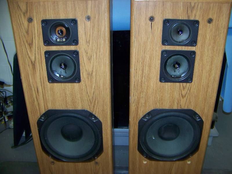 (Pair) Fisher, Tower, 3-Way Loudspeakers / Speakers | #226 42