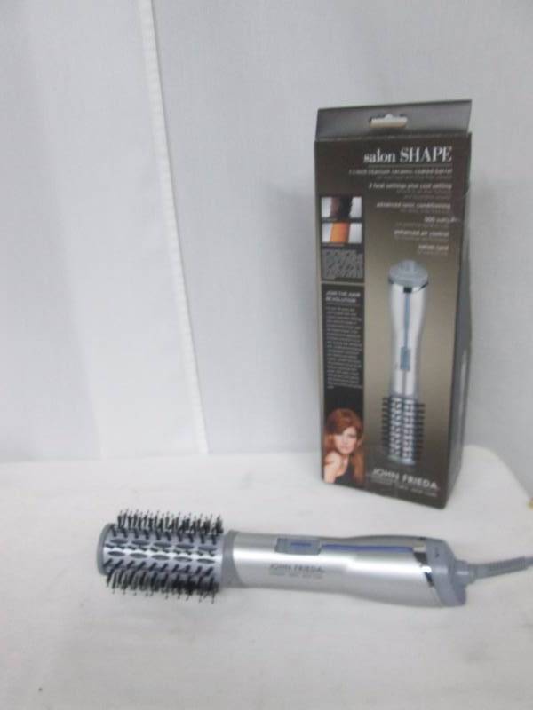 lot 52 image: John Freida Salon Shape Hot Air Brush