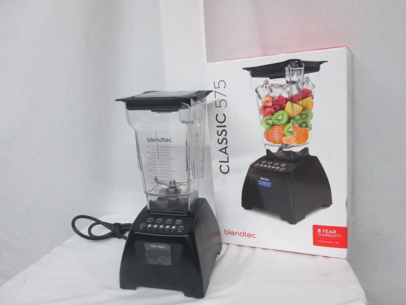 lot 4 image: Blendtec Classic 575 Blender