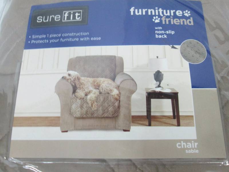 lot 73 image: Sure Fit Microfiber Nonskid Pet Chair Cover
