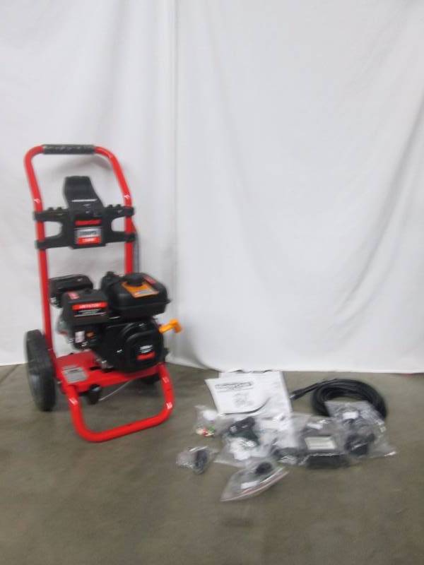 lot 8 image: Master Craft 3100 PSI Gas Pressure Washer