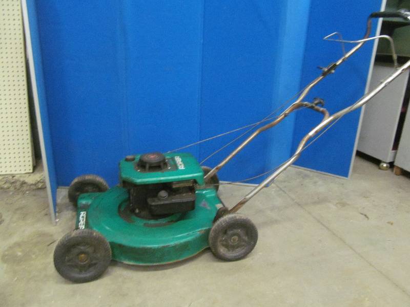 lot 17 image: Roper lawn mower
