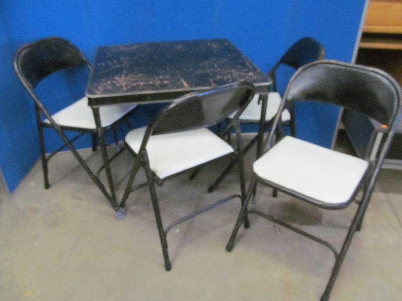lot 26 image: card table