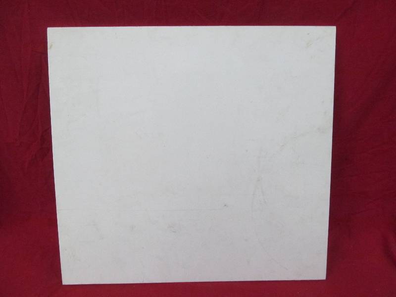 lot 49 image: cutting board