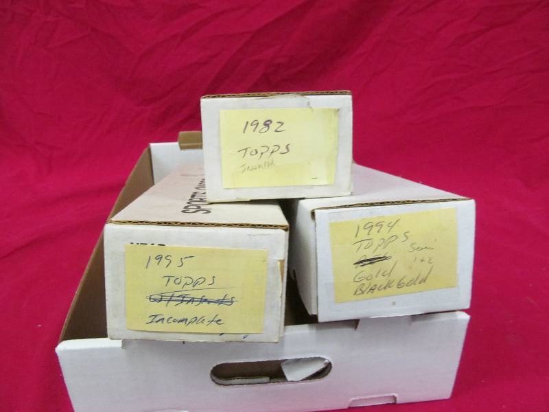 lot 65 image: sport trading cards